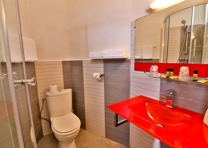 Le Chardon Bleu 3* Sainte-Maxime