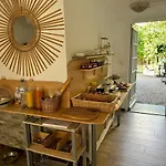 Le Chardon Bleu 3* סן-מקסים