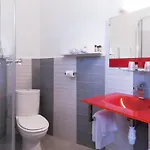 Le Chardon Bleu מלון 3*