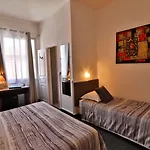 Le Chardon Bleu 3* סן-מקסים