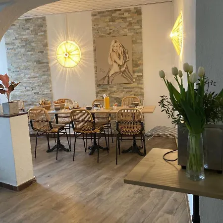 Otel Le Chardon Bleu