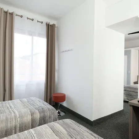 מלון Le Chardon Bleu 3*