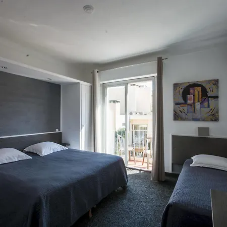 Le Chardon Bleu Otel Sainte-Maxime