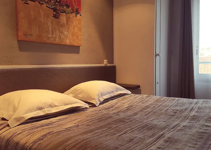 Le Chardon Bleu 3* Sainte-Maxime