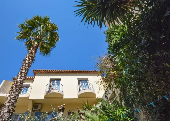 Szálloda Le Chardon Bleu Sainte-Maxime